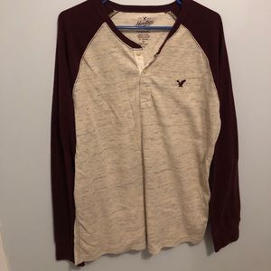 American Eagle maroon and cream henley